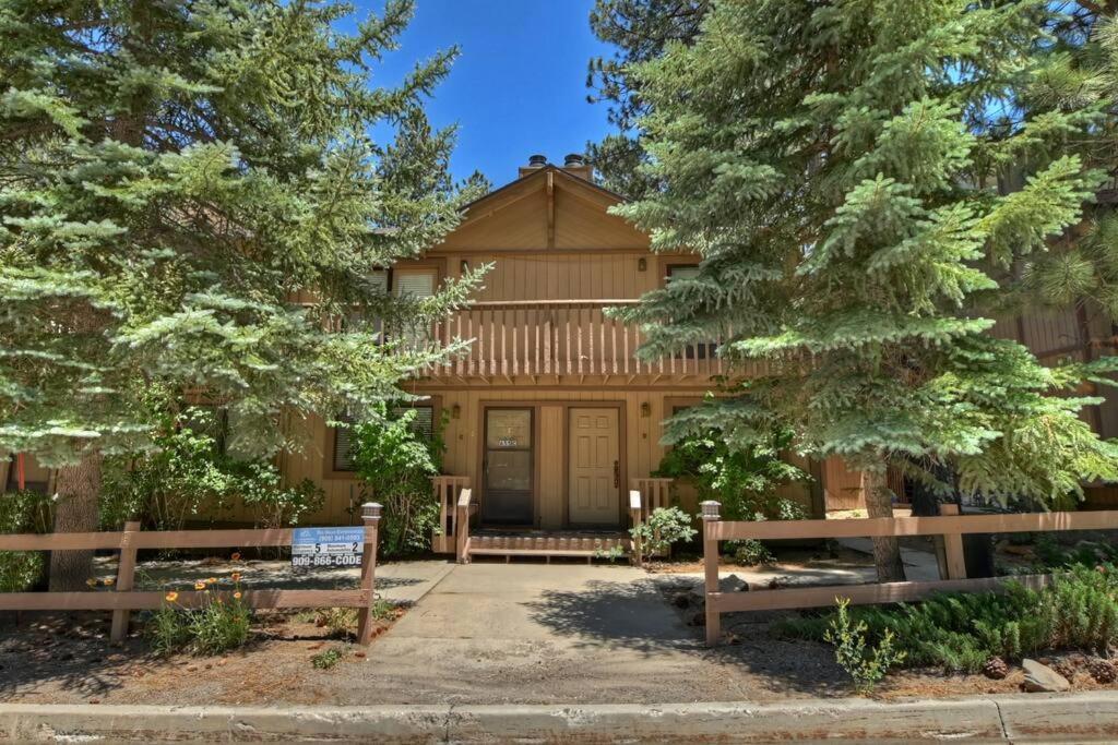 فيلا Snowy Pines Summit بيغ بير لاكي، سان بيرناردينو، كاليفورنيا المظهر الخارجي الصورة